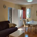 Lilian Apartments
