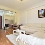 Apartmani Lena I Laki Budva