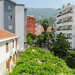 Guest House Buskovic