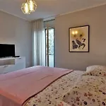 Dejan Apartment City Center