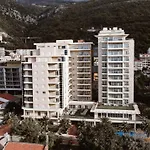 Hotel AMI Budva Petrovac