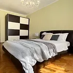 Lana Apartment Petrovac