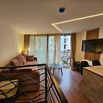 Lolo Luxury Rooms & Suites