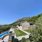 Blake'S Villa