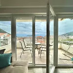 Bucanero Apartments Budva