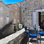 Apartment Lucky