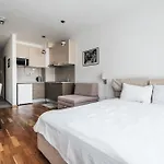 Central Studio By In Property