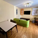 Apple Apartment Petrovac