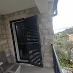 Residence Vukovic, Rezevici
