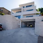 Villa Maya