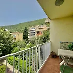 Family Three Bedroom Apartment Petrovac