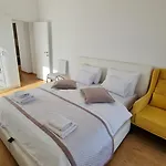 Pozzo Sea View Apartment