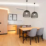 Onia Luxury