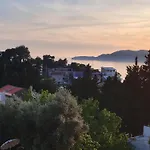 Luxury Apartment With Sea View Przno, Sveti Stefan, Regina Residence