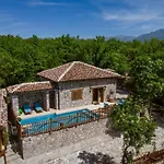 Carevic Resort & Villas