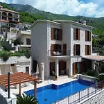Luxury Villa Flower