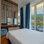 Skyline Resort