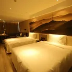 Atour Hotel Shuangyong Ave