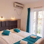 Apartmani Stanisic-Becici