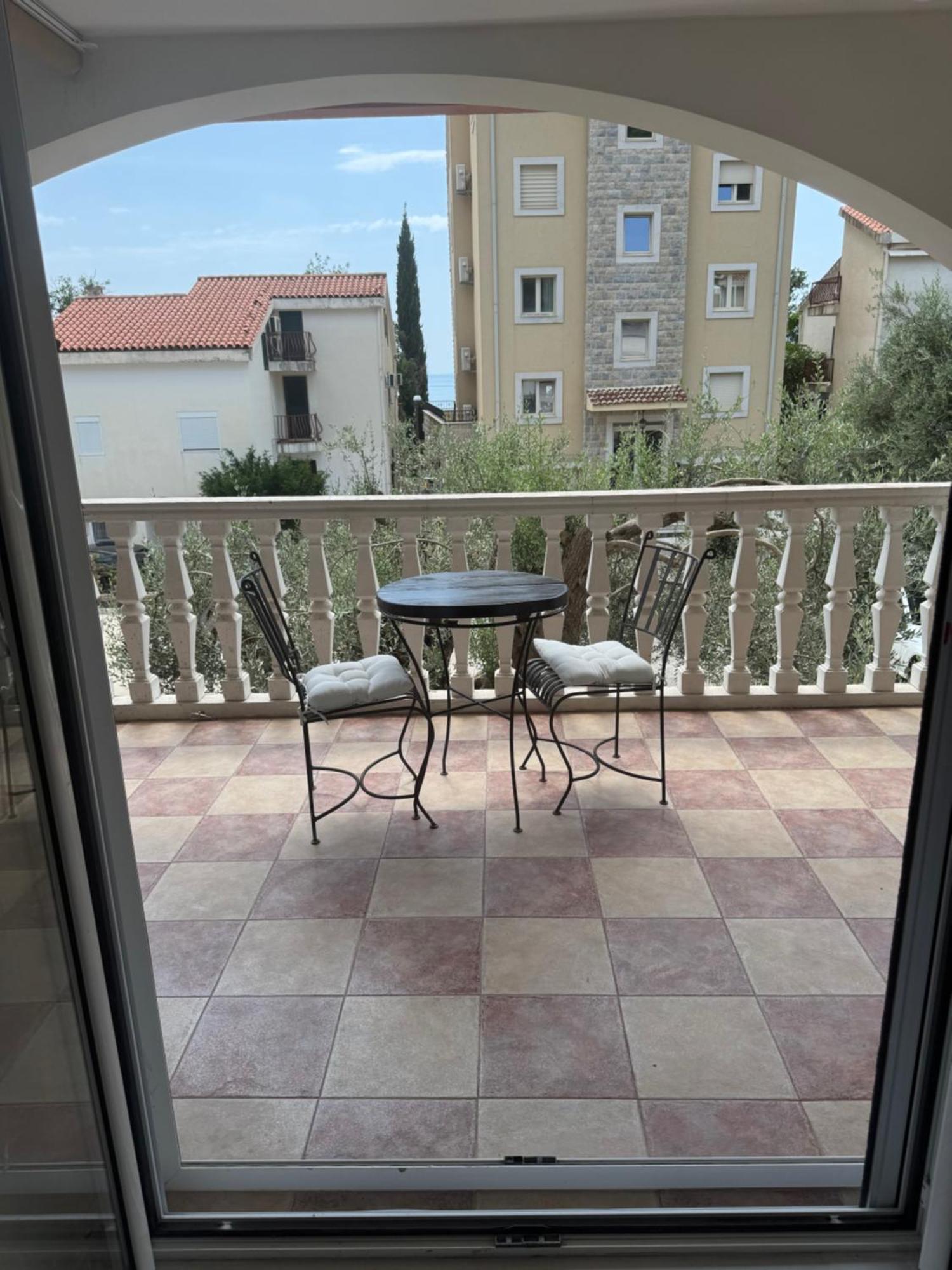 Studio Sea View Steps To Przno Beach W Parking Villa Olive Apartment
