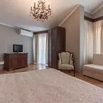 Villa Favorite