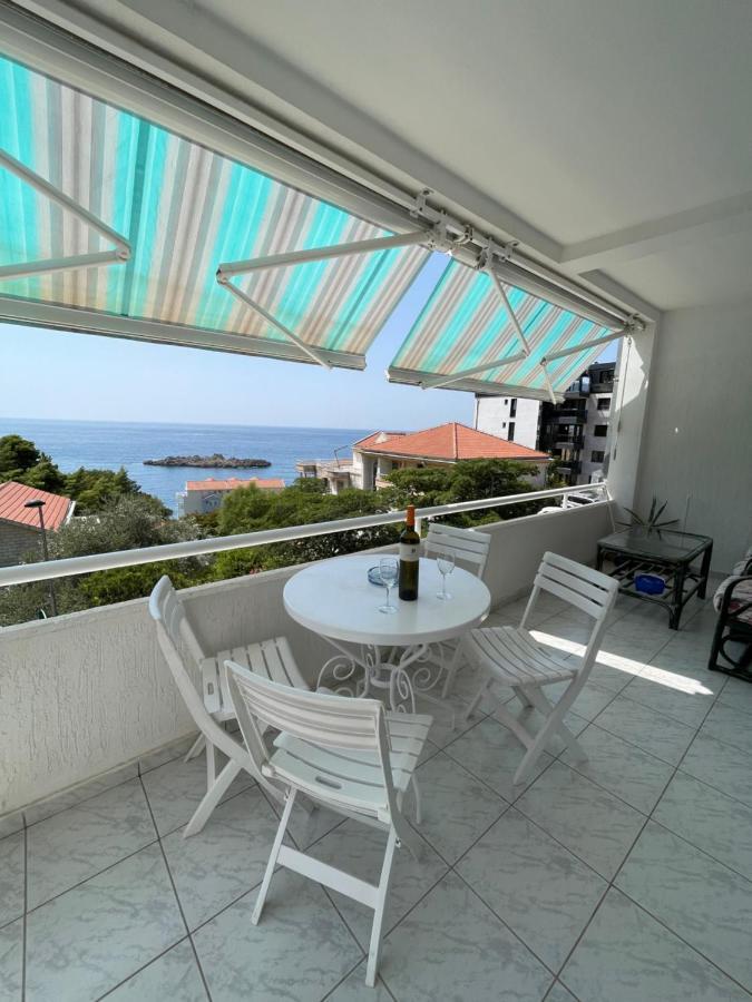Apartment Sea View