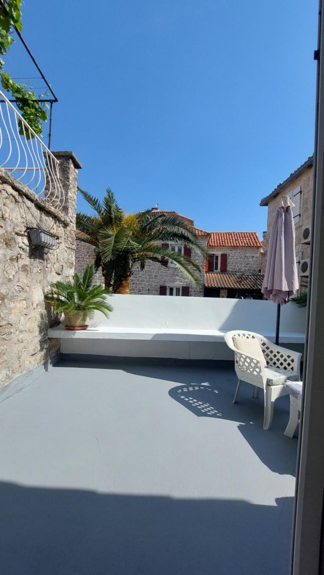 Vila Urbana, Old Town