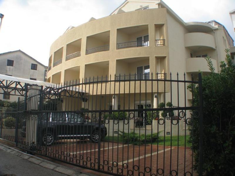 Apartmani Mirenza 3* Budva
