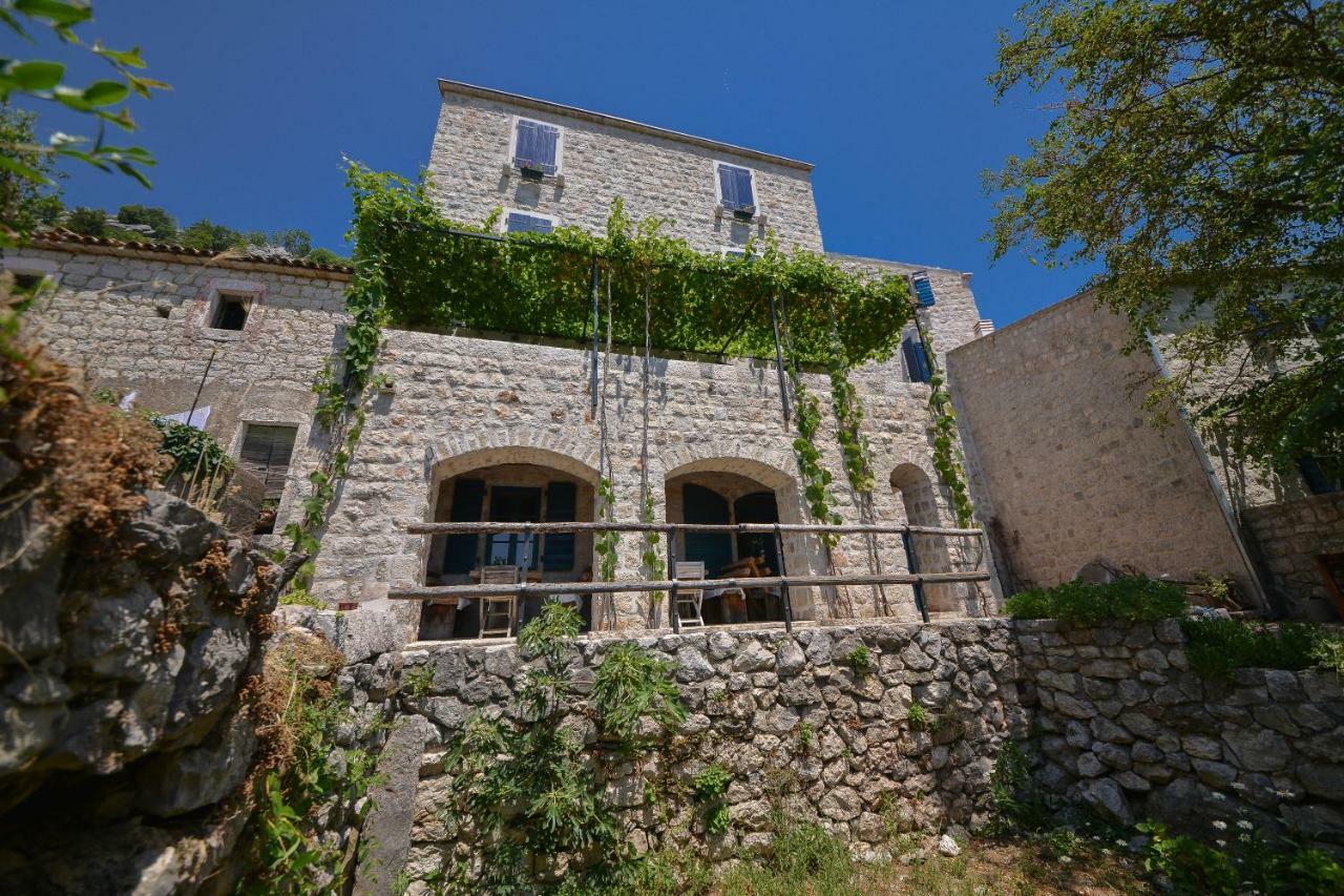 Pastrovski Bed & Breakfast Sveti Stefan
