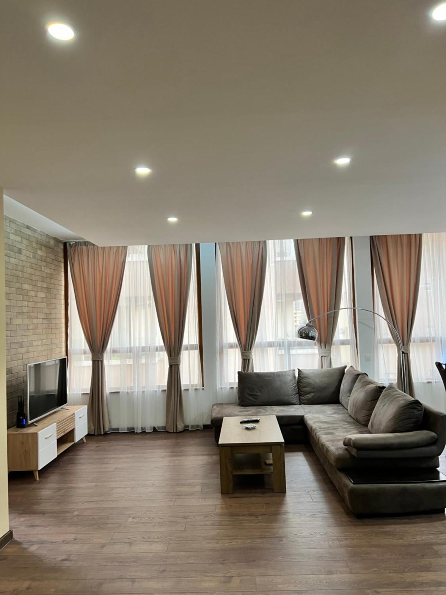 Agatom Apartment *