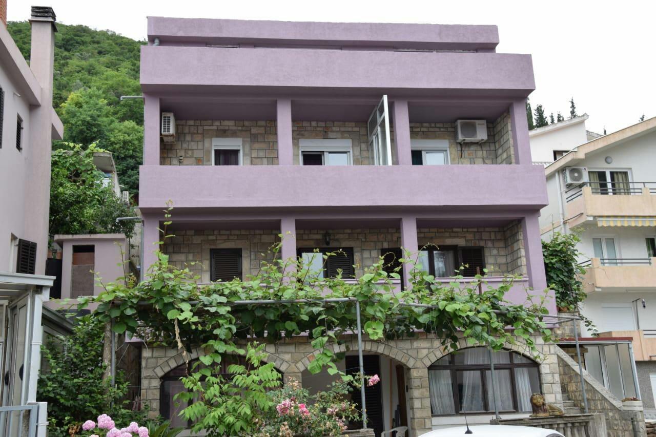 Becir Apartmán Budva