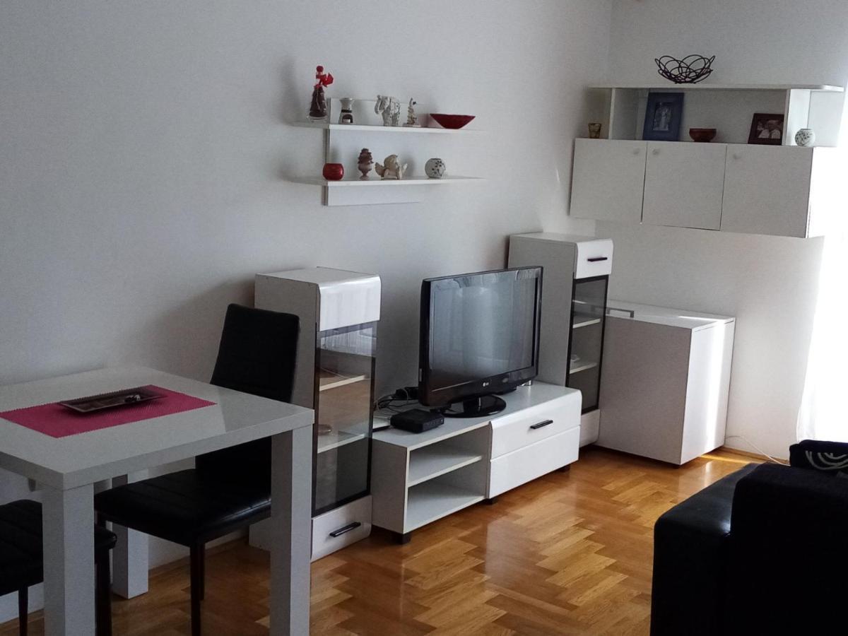 Bojana Apartman Appartamento *